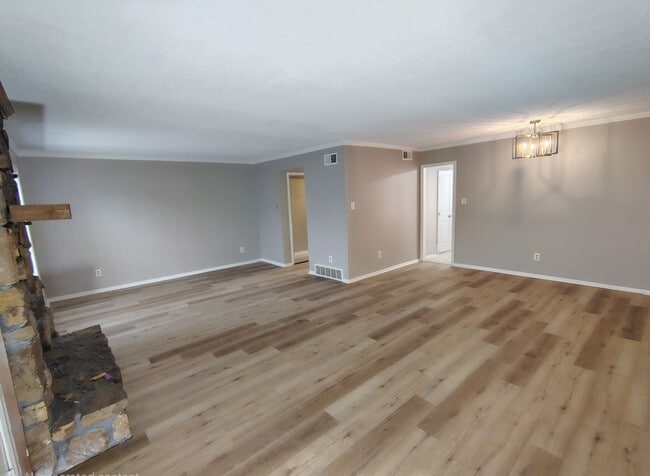 Photo - Spacious 2 bedroom 2.5 bath townhome for lease