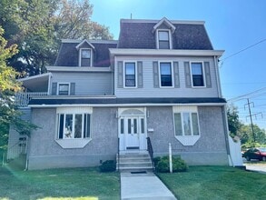 Building Photo - 316 E Ridley Ave
