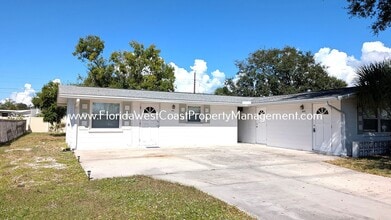 Building Photo - 2051 Jo an Dr