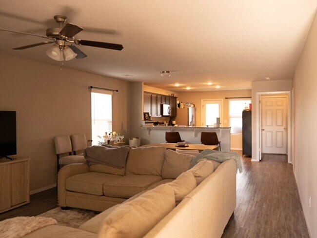 Foto del edificio - 1324 Morningside Dr