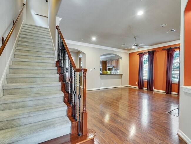 Foto del edificio - 1502 Olive Pl