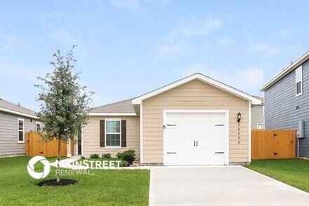 Foto principal - 26420 Richter Dr