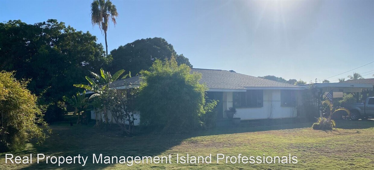 8492 Elepaio Rd, Kekaha, HI 96752 House Rental in Kekaha, HI