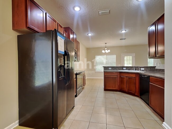 Foto del edificio - 96615 Commodore Point Dr