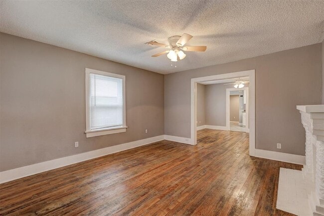 Building Photo - 1714 N Kelham Ave
