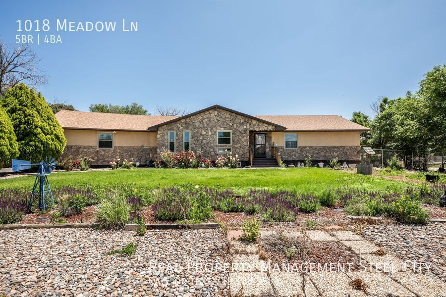 Foto principal - 1018 Meadow Ln