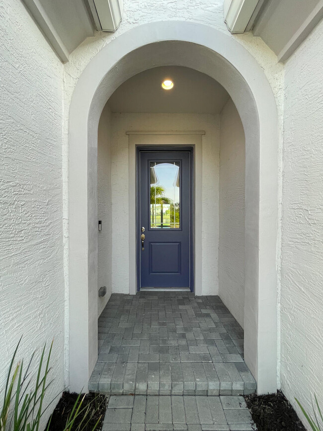 Building Photo - 15995 Whippoorwill Cir