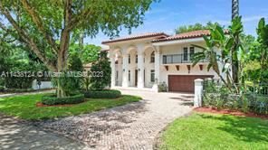 Foto principal - 5 br, 4.5 bath House - 4403 Monserrate St