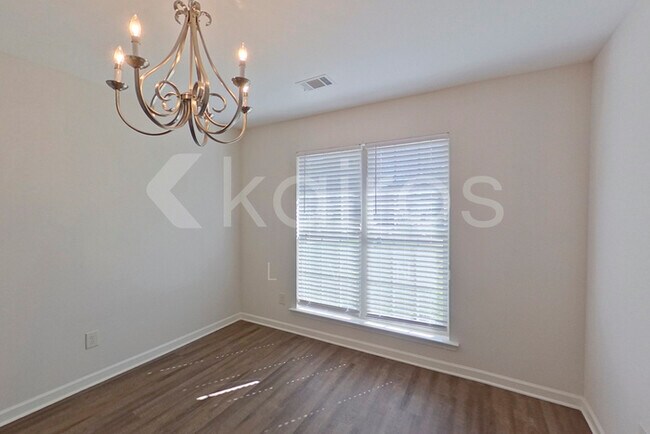 Foto del edificio - 710 Park Ln