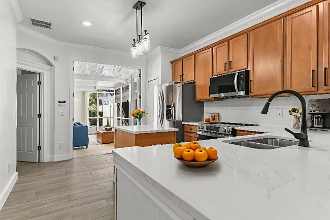 Building Photo - 5318 Kumquat Loop