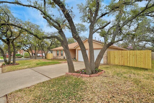Building Photo - 4701 Duval Rd
