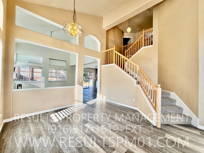 Building Photo - Beautiful Remodeled 4 Bedroom Citrus Heights Beauty!