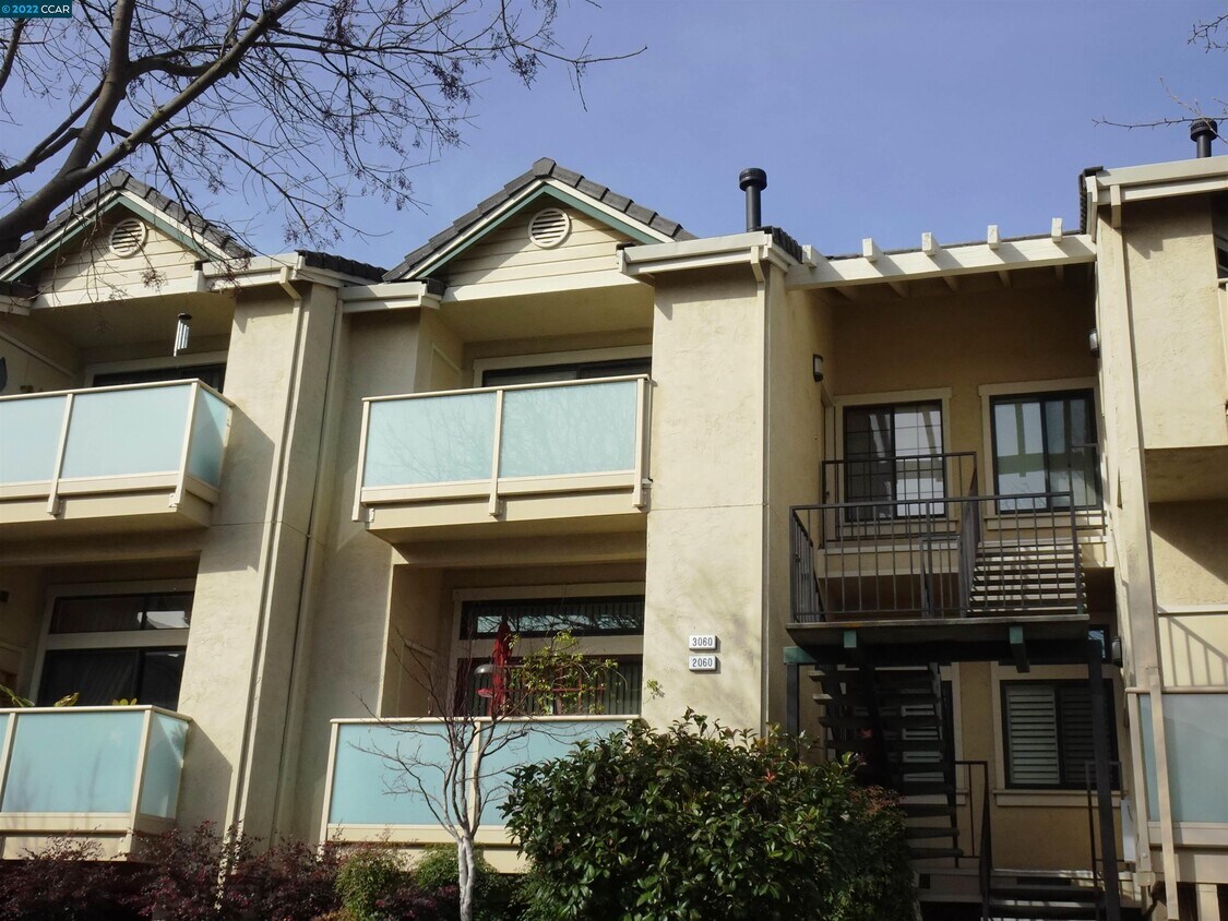 3060 Fostoria Cir, Danville, CA 94526 Condo for Rent in Danville, CA