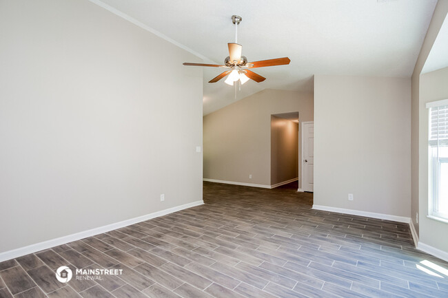 Building Photo - 6000 Running Deer Rd