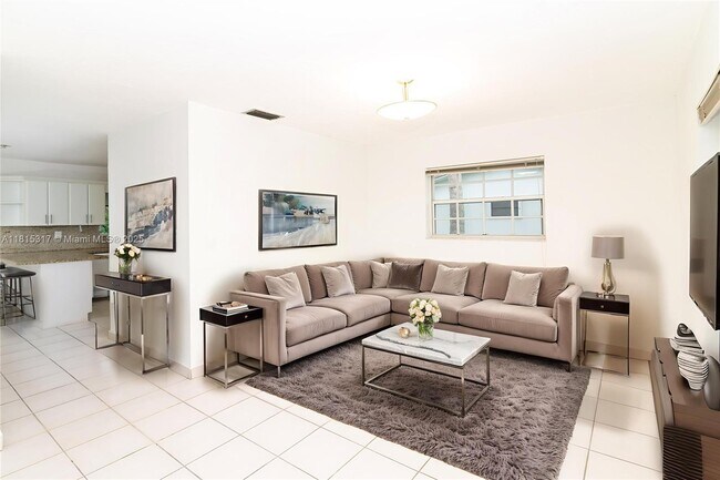 Foto del edificio - 10700 SW 66th Terrace