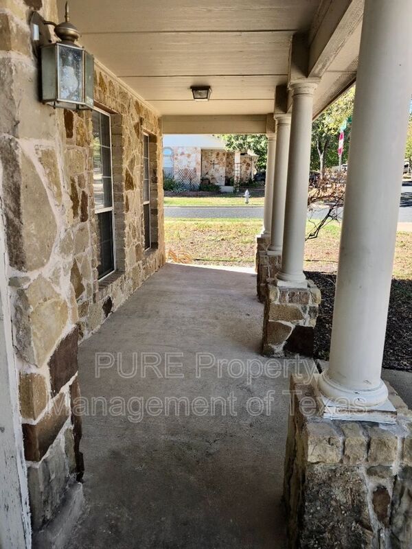 Building Photo - 1817 Marcus Abrams Blvd
