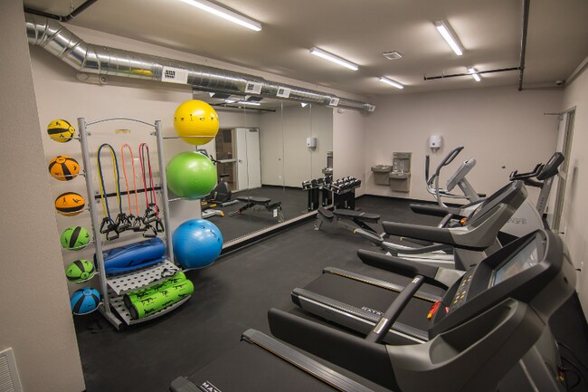 Foto del edificio - 121 12th St