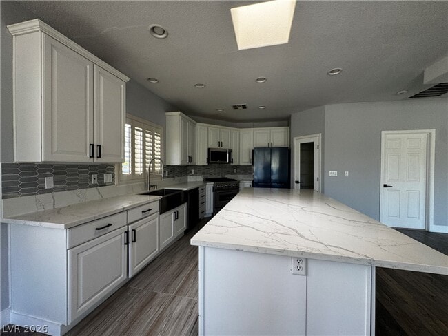 Building Photo - 4549 Largo Cantata St