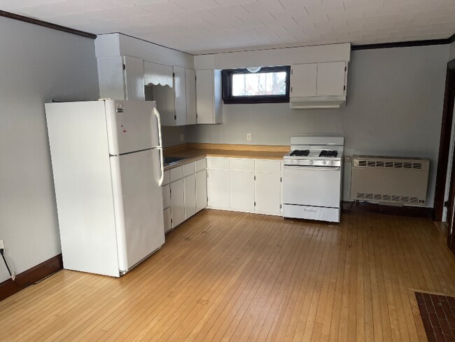 Foto del edificio - 363 Tuttle Rd