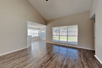 Building Photo - 16315 Chimneystone Dr