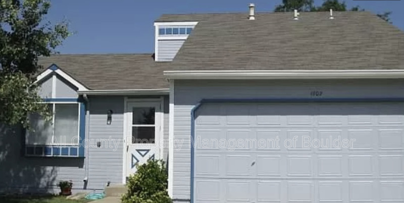 Foto principal - 1802 Everett Pl