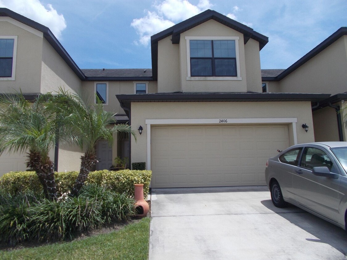 Photo - 2406 Seven Oaks Drive