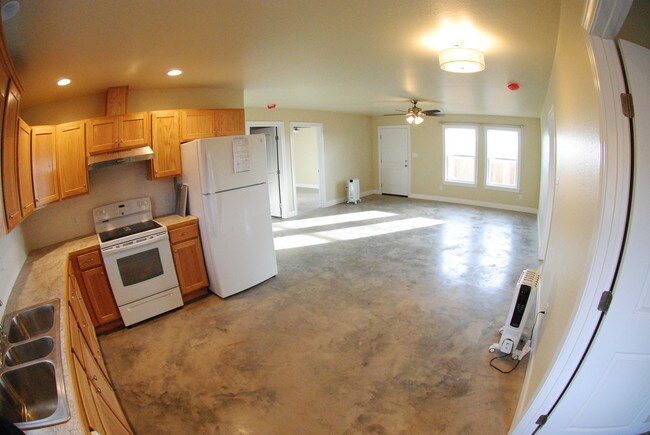 Building Photo - 1 Peters Ln