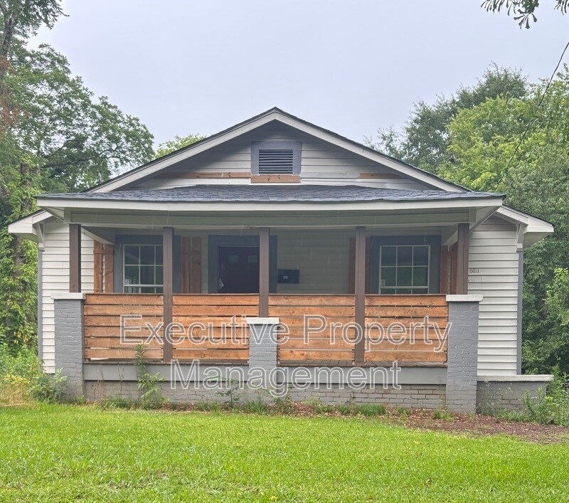 Foto principal - 8211 5th Ave N