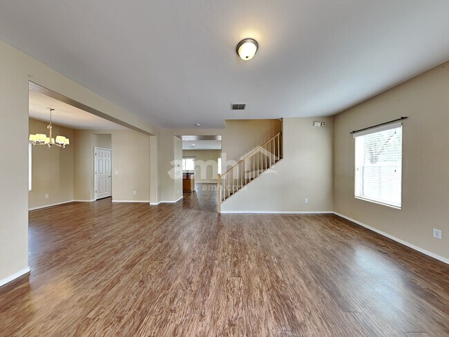 Building Photo - 6467 S Sunrise Valley Dr