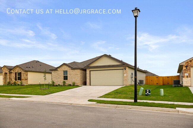 Building Photo - 7116 Canadian Dr