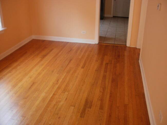 comedor - 1706 N Mayfield Ave
