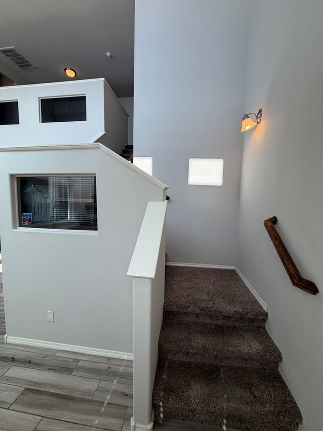 Building Photo - 7420 Tangerine Ct NE