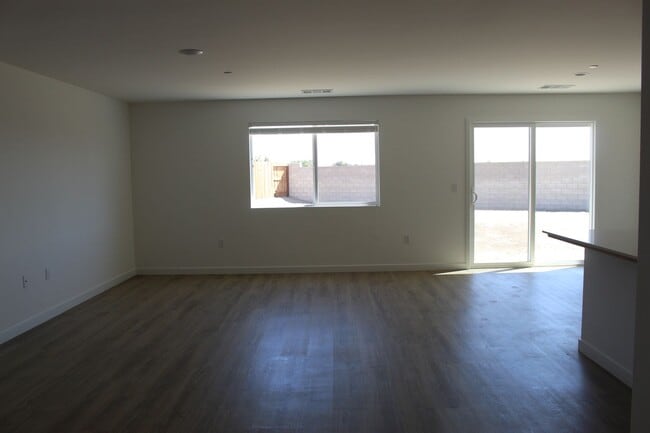 Foto del edificio - Sydney Park Home - New Home For Rent with ADU (Additional Dwelling Unit) with Solar