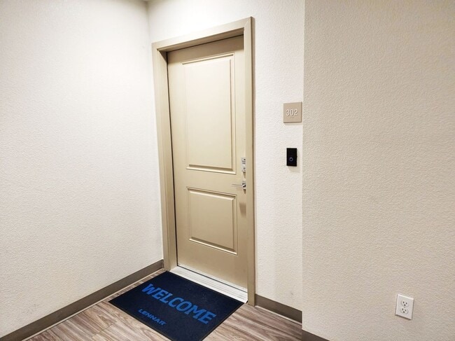 Foto del edificio - 5933 Sunstone Dr