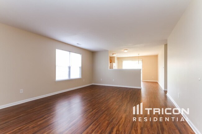 Foto del edificio - 5828 Accent Dr