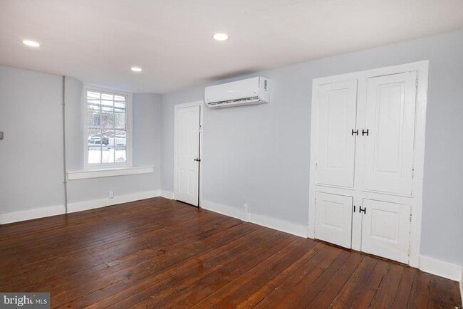 Foto del edificio - 6192 Lower York Rd