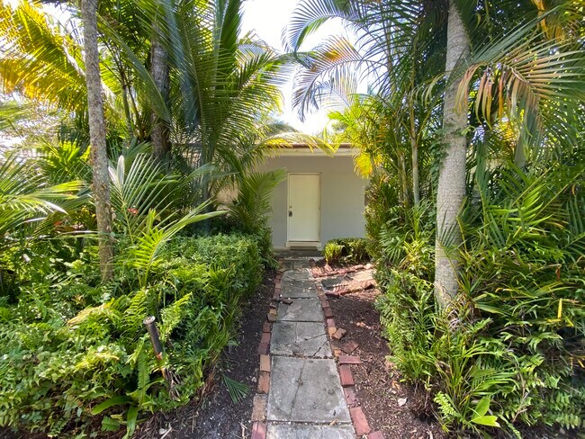 Foto del edificio - 307 Lady Claire Fursman Ave