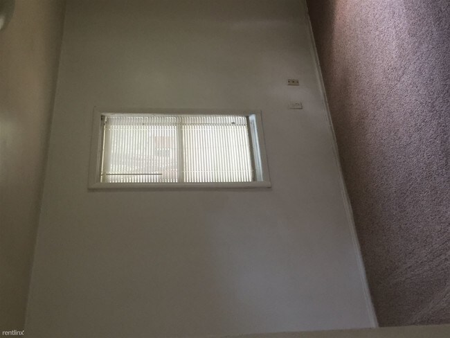 Foto del edificio - 2 br, 1 bath House - 2545 SW Hillcrest Rd