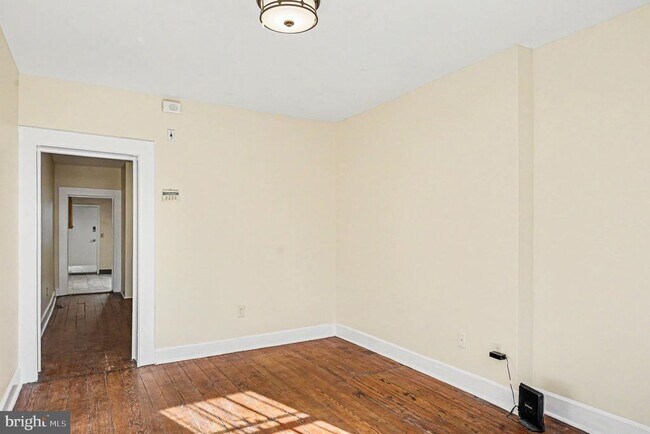 Foto del edificio - 229 S Fremont Ave