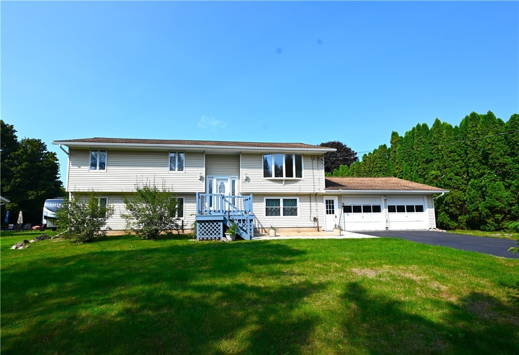 Primary Photo - 1093 Washington St