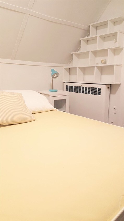 Foto principal - 3647 N Sawyer Ave