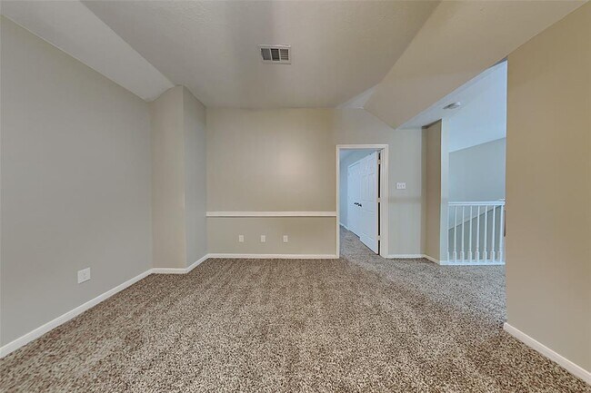 Foto del edificio - 1389 Bob White Ave