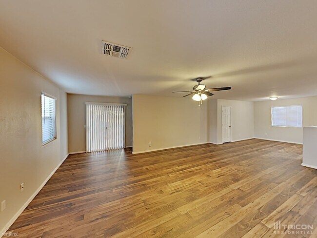 Building Photo - 1747 E Desert Rose Trail
