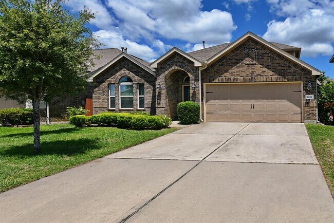 Foto del edificio - 2229 Maple Point Dr N
