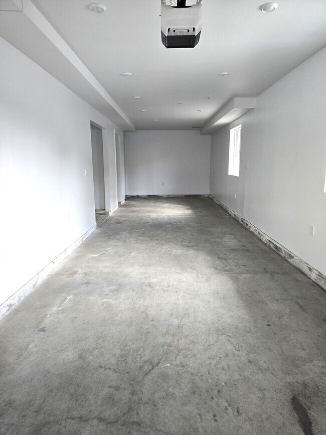 Foto del edificio - 3920-3922 1/2 Brighton Ave