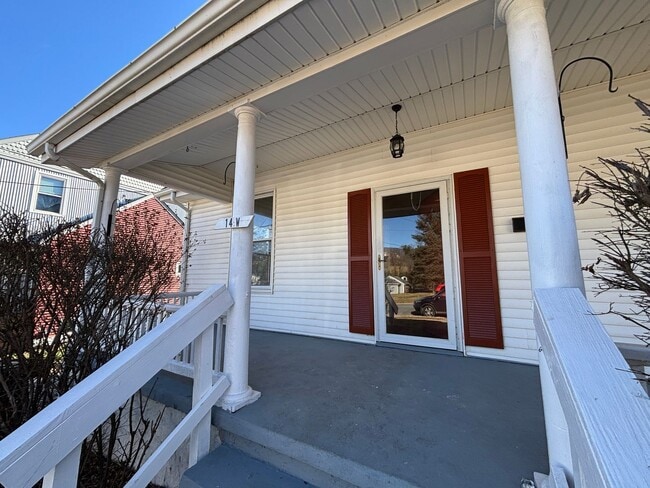 Foto del edificio - 14 W Carrollton Ave