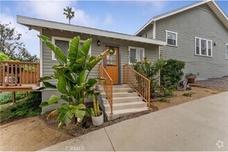 Building Photo - 6032 Crestwood Way