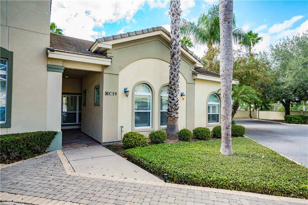 800 Sunset Dr Unit C19, McAllen, TX 78503 Condo for Rent in McAllen