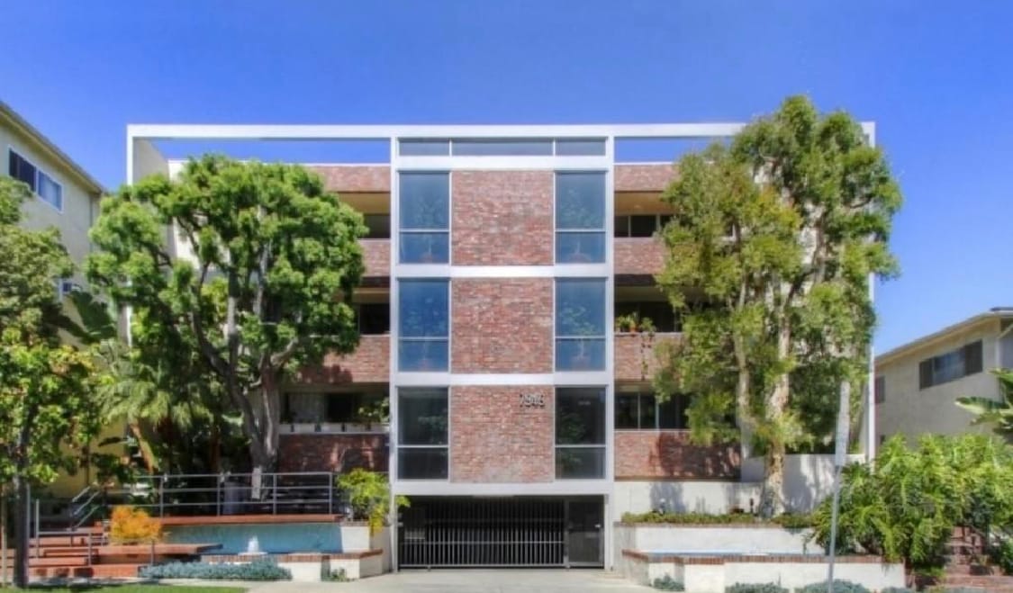7949 Selma Ave Unit 8, Los Angeles, CA 90046 Condo for Rent in Los