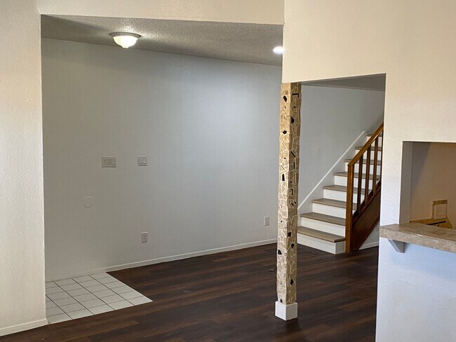 Building Photo - North Central Austin Condo